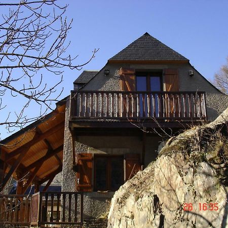 Gite Familial Fouga Bareilles Exteriör bild