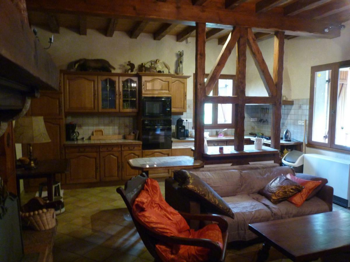 Gite Familial Fouga Bareilles Exteriör bild