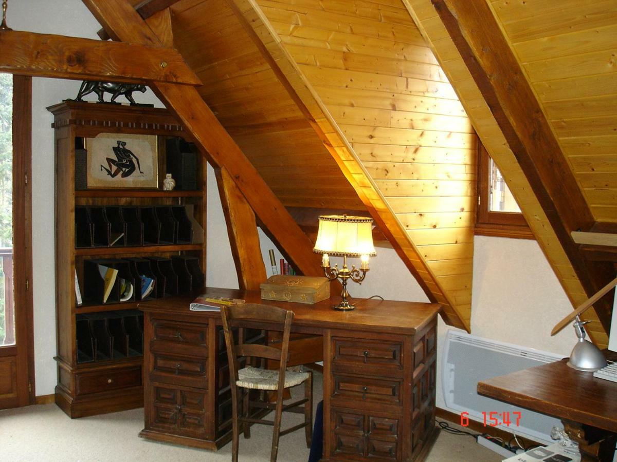 Gite Familial Fouga Bareilles Exteriör bild
